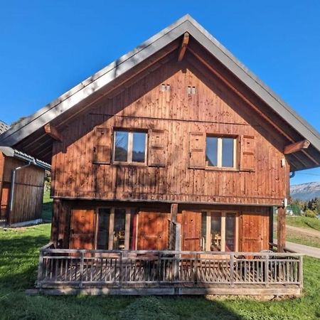 Chalet Moeki Acces Piscine Sauna Les Deserts  Bagian luar foto