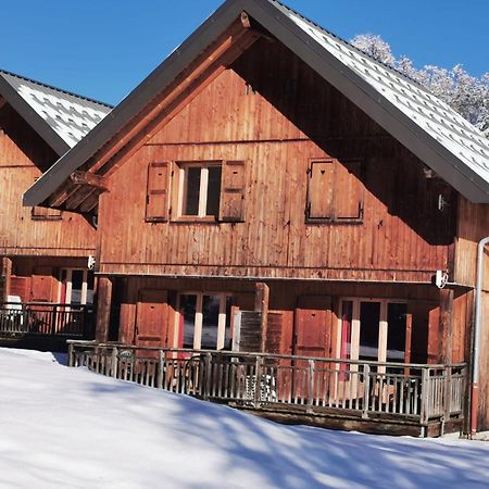 Chalet Moeki Acces Piscine Sauna Les Deserts  Bagian luar foto