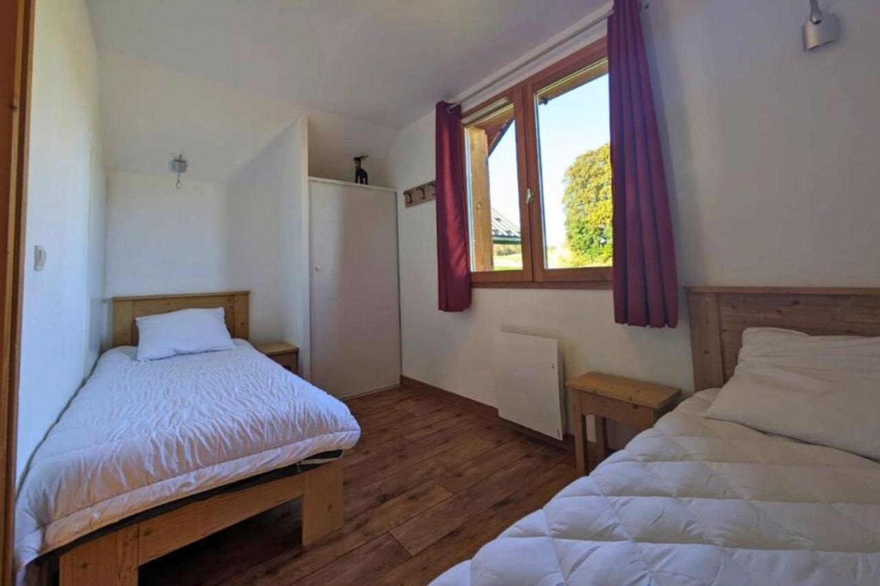 Chalet Moeki Acces Piscine Sauna Les Deserts  Bagian luar foto