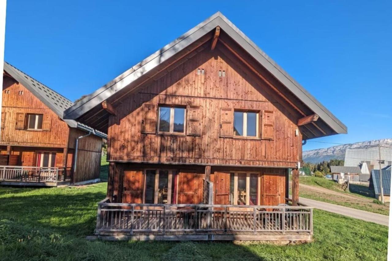 Chalet Moeki Acces Piscine Sauna Les Deserts  Bagian luar foto