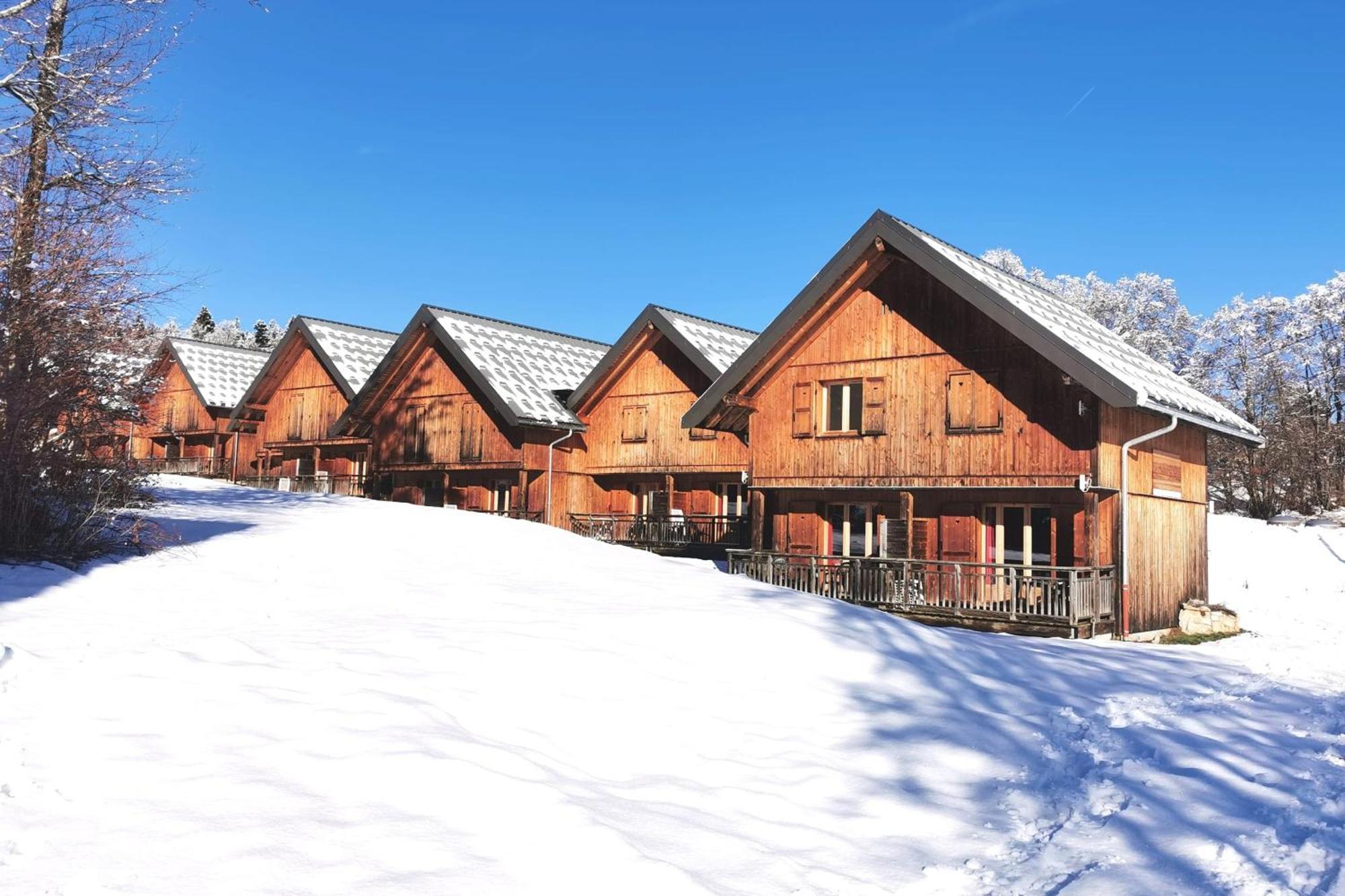 Chalet Moeki Acces Piscine Sauna Les Deserts  Bagian luar foto
